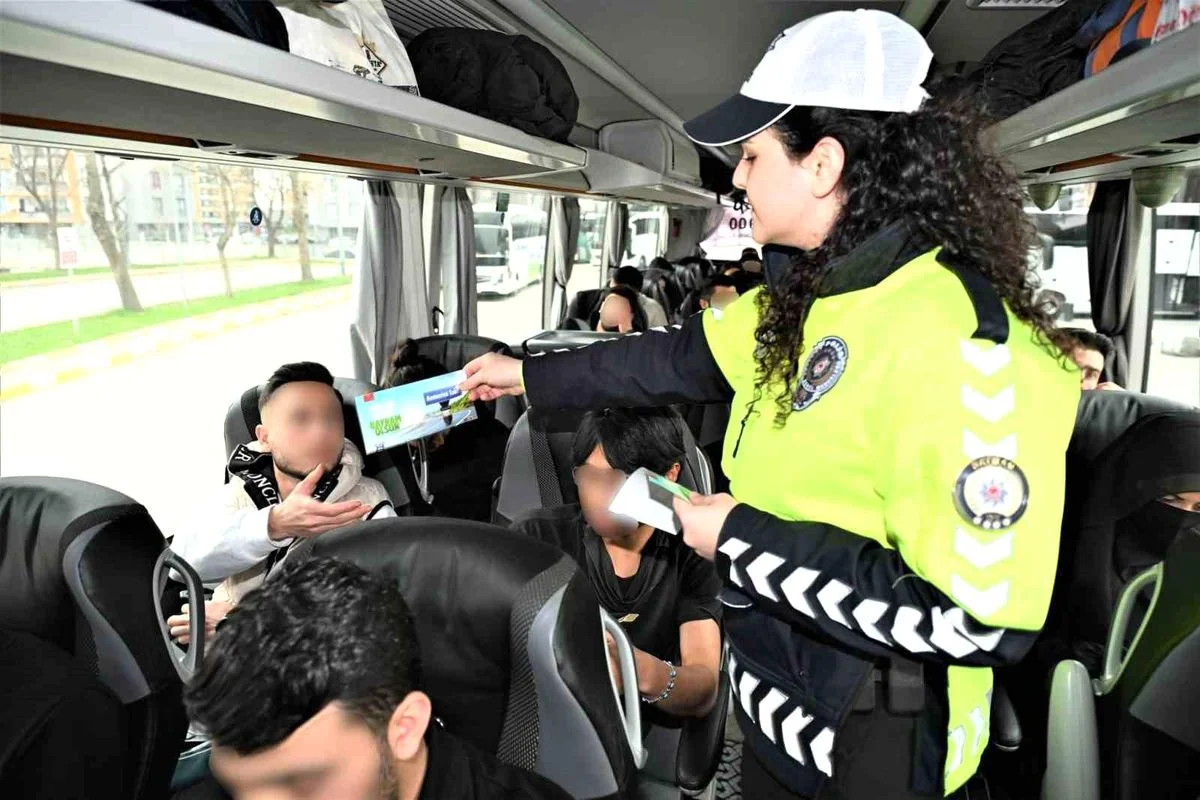 Batman'da bayram öncesi trafik bilgilendirme faaliyeti