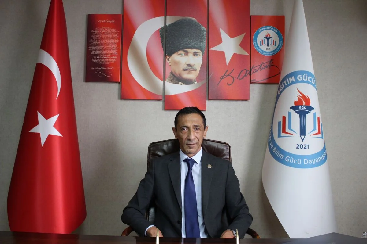 Eğitim Gücü Sen Başkanı Özat'tan servis şoföründen öğretmene şiddet açıklaması