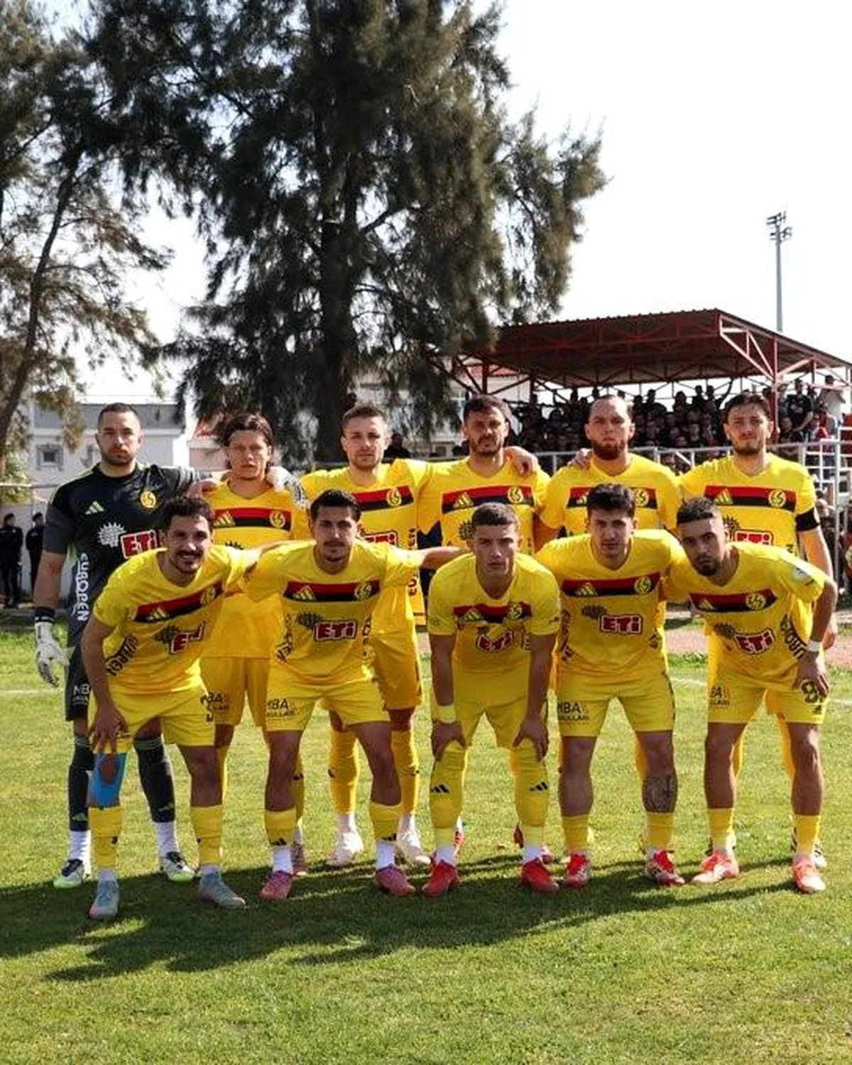 Vali Yılmaz ve Milletvekili Hatipoğlu'ndan şampiyonluk mesajı