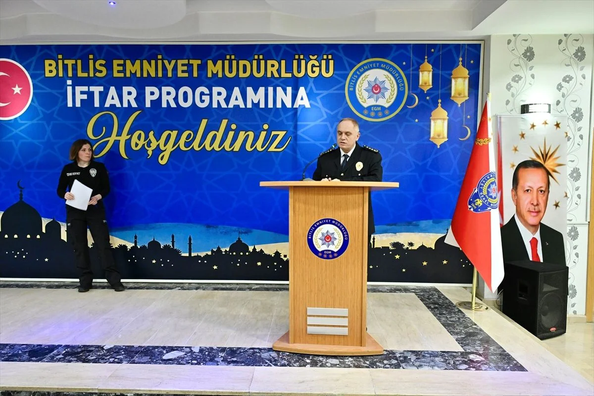 Bitlis'te Şehit Aileleri İçin İftar Programı Düzenlendi
