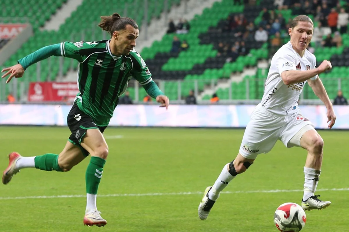 90+4'te inanılmaz son! Bu golle belki de kümede kalacaklar